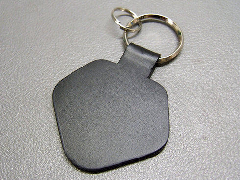 K0 Keychain Black Leather (Black x Silver) +*
