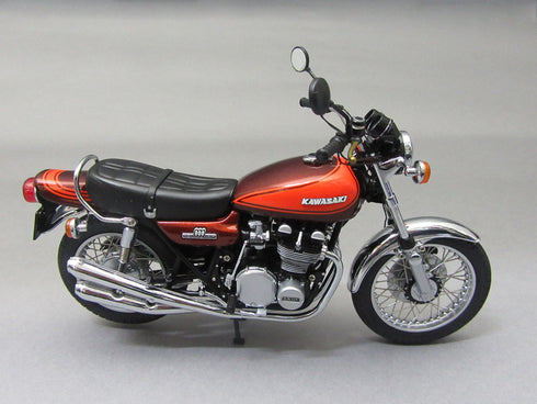 ミニチャンプス1/12 KAWASAKI Z1 900 1973 (Candy/brown)