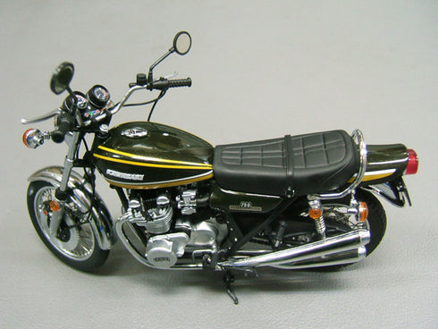 Milestone 1/12 Kawasaki Z2
