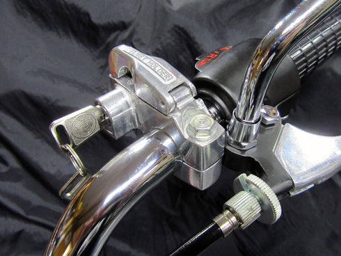 HONDA Helmet Holder (1F)