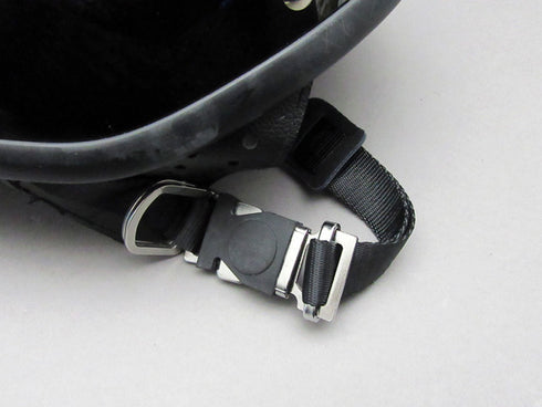 KITACO One-Touch Helmet Clip (8)