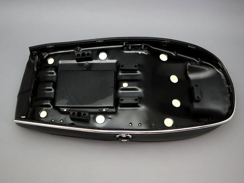 CB750 K2,K3 ダブルシート(ワケ有り)