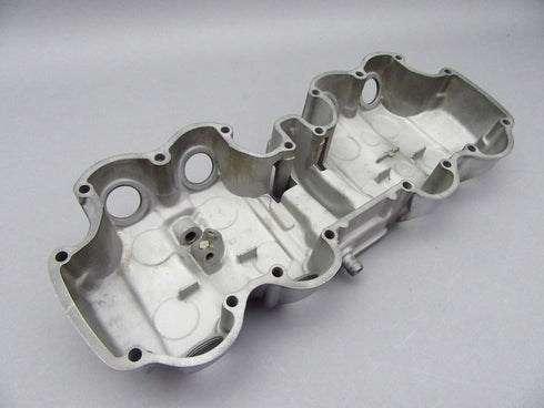 CB750 K1-K4 シリンダーヘッドカバー