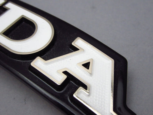 :CB750 K3-K6 Fuel Tank Emblem Set