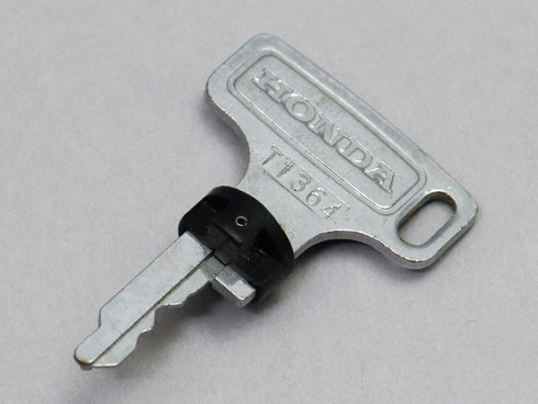 CB750K classic car key with plastic