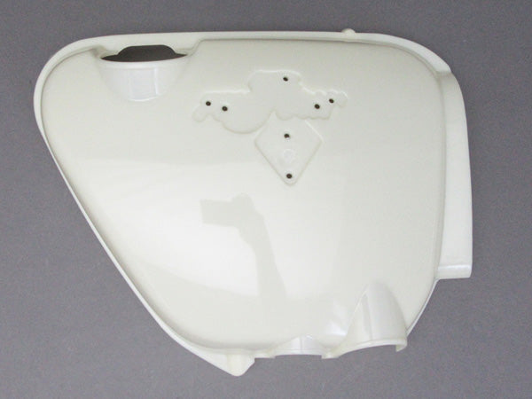 #*CB750 K1-K6 Side Cover Right (Unpainted)