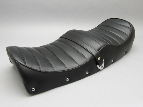 ^CB400Fカスタムシート(タックロール)ブラック