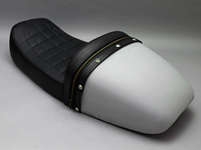 CB750 K0,K1 RS LEGIT SEAT (UNPAINTED) / 8714.10 - Click Image to Close